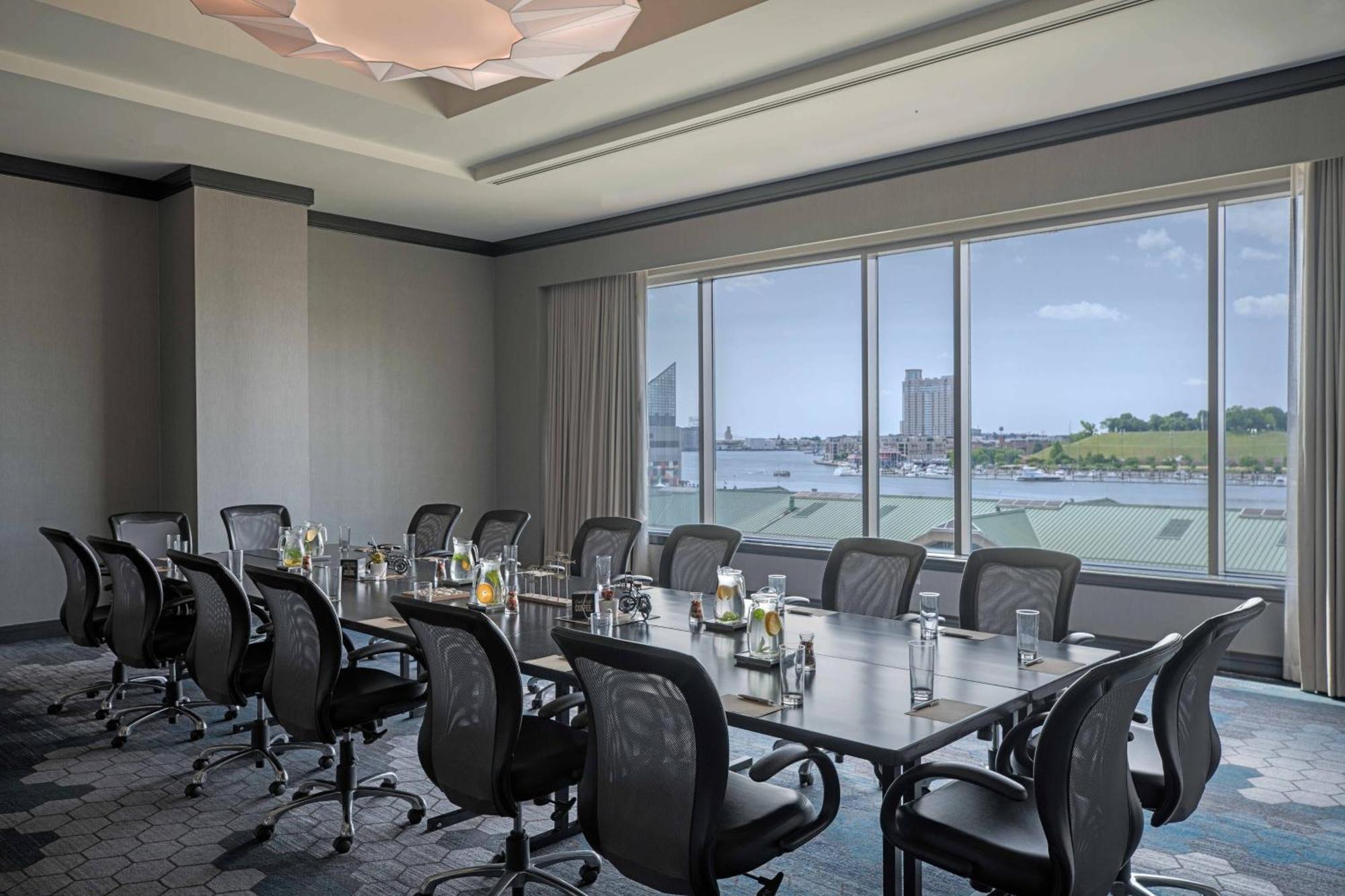 Renaissance Baltimore Harborplace Hotel Exterior foto