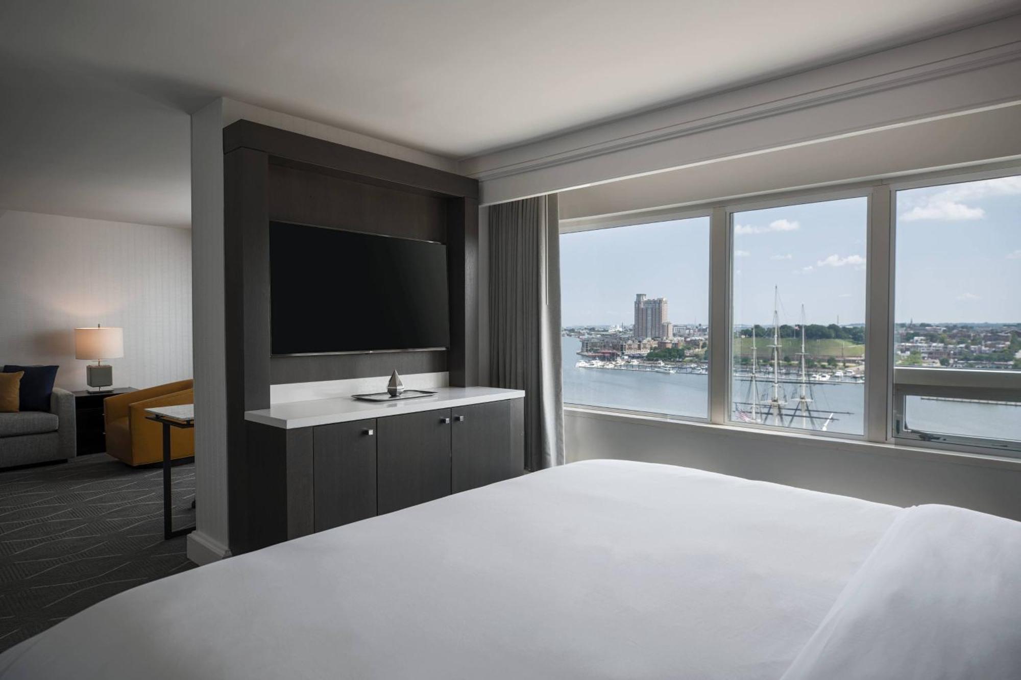 Renaissance Baltimore Harborplace Hotel Exterior foto